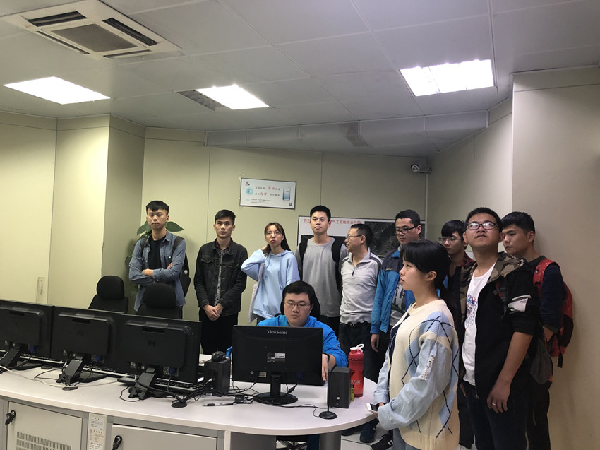 微信图片_20181210113414_副本_副本.jpg 微信图片_20181210113414_副本_副本.jpg