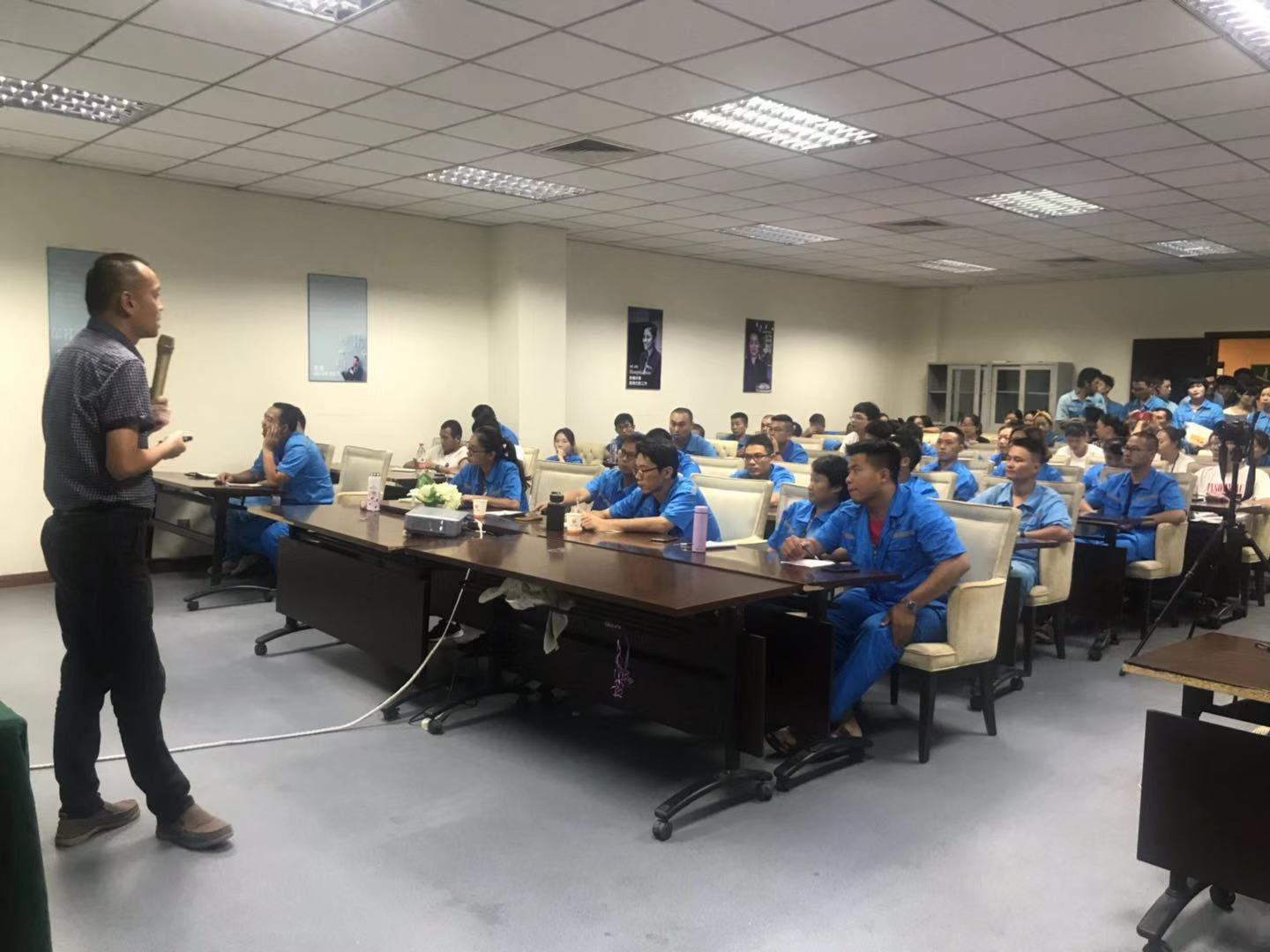 微信图片_20190704115709.jpg 微信图片_20190704115709.jpg