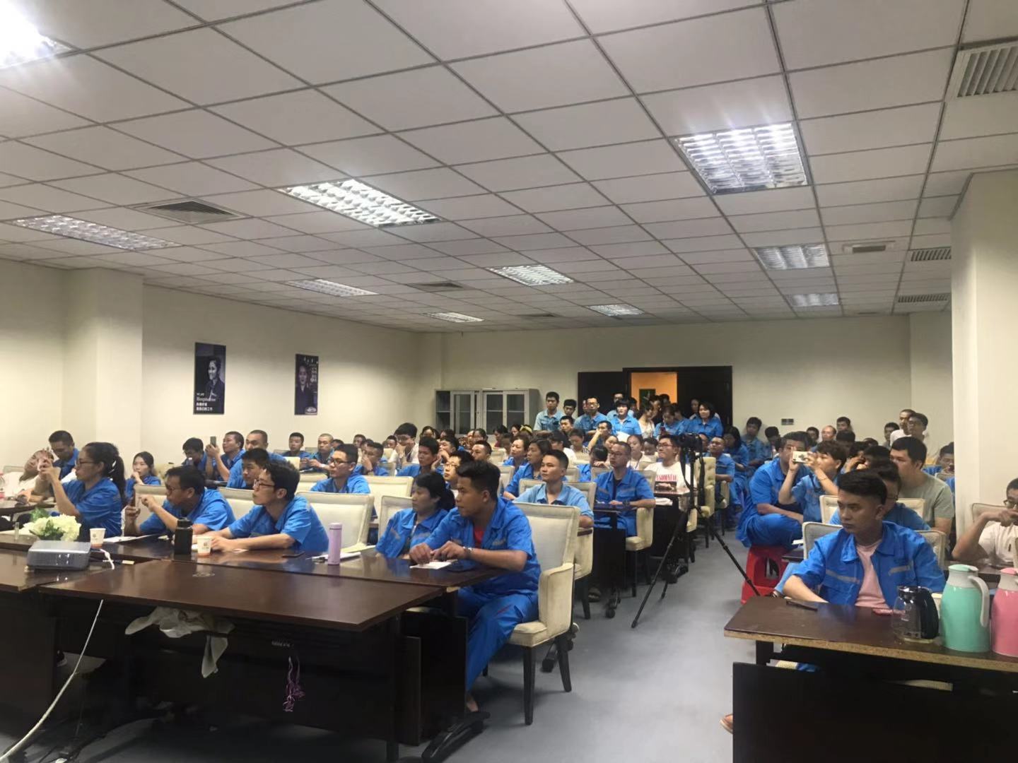 微信图片_20190704120007.jpg 微信图片_20190704120007.jpg