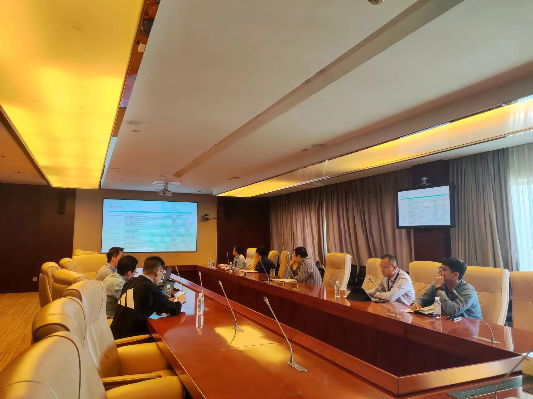 665d9adb557e67cf498f3595c9ff649.jpg 665d9adb557e67cf498f3595c9ff649.jpg